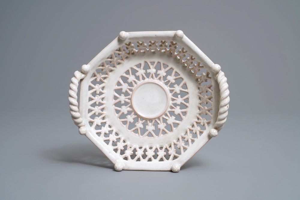 An octagonal reticulated white Delftware basket, Delft or Frankfurt, 17th C.